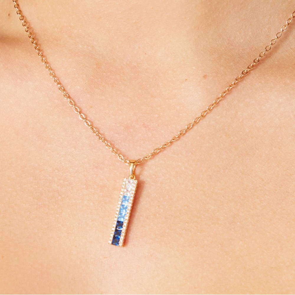 ⭐️ Vince Camuto Blue Ombre CZ Necklace